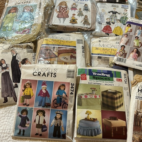 Patterns McCall’s/ Simplicity/Butterick Variety - Picture 5 of 11